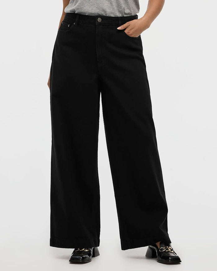 Wide-Leg High-Rise Jean - Curvy Fit