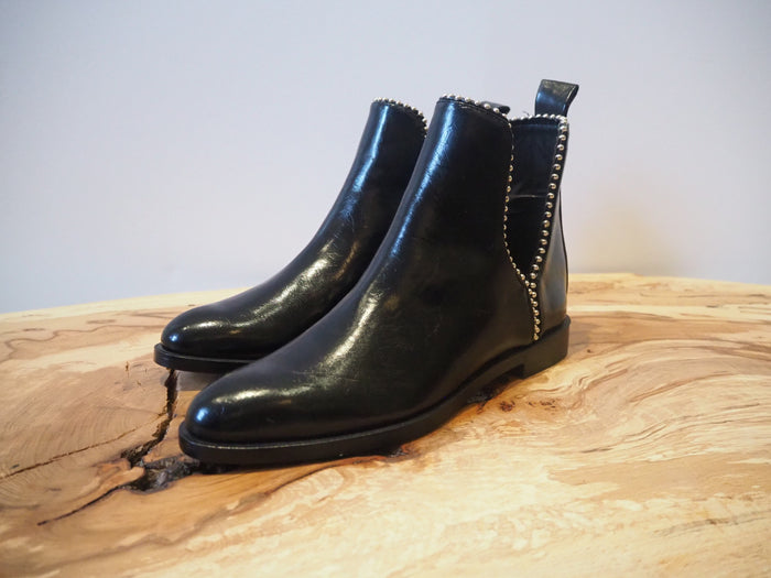 Zara Black Stud ankle boots 4