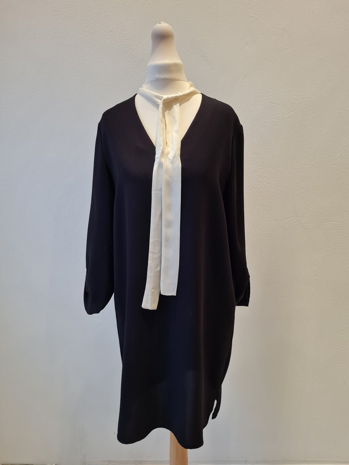 Zara Black/Wht Trim Dress Size S